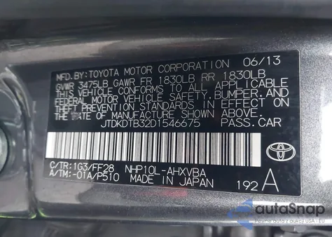 2013 Toyota Prius C Two z USA, uszkodzony, nr VIN JTDKDTB32D1546675